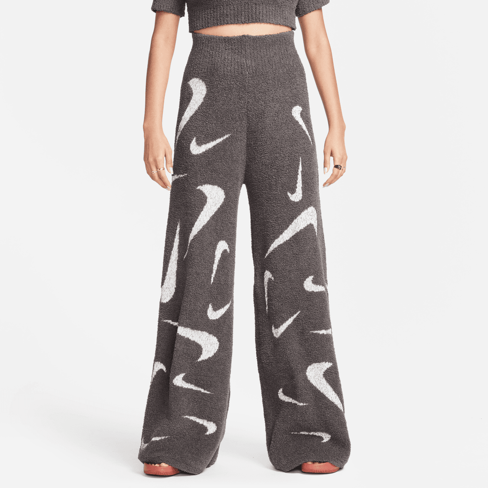 【NIKE】SPORTSWEAR PHOENIX COSY BOUCLE ショートパンツ Nike Sportswear Phoenix Cozy Bouclé Women's Slim Cropped