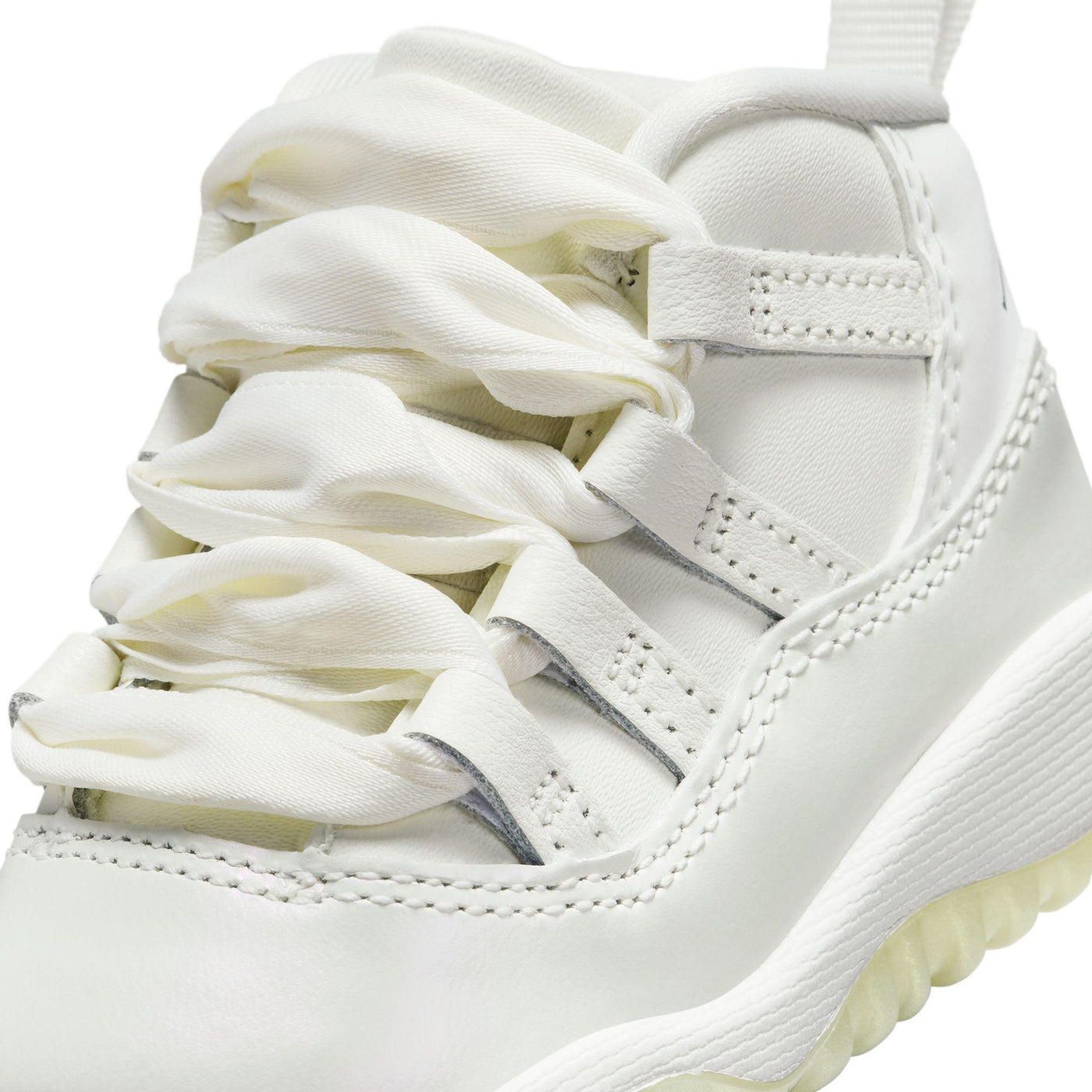Jordan 11 Retro "Pearl" Baby/Toddler Shoes
