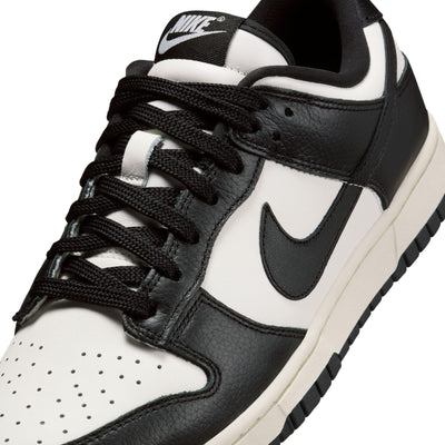 Women's Nike Dunk Low SE Sail/Black-Pale Ivory-Metallic Gold