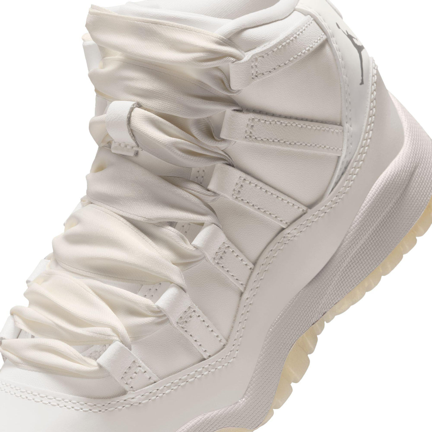 Jordan 11 Retro "Pearl" Little Kids' Shoes