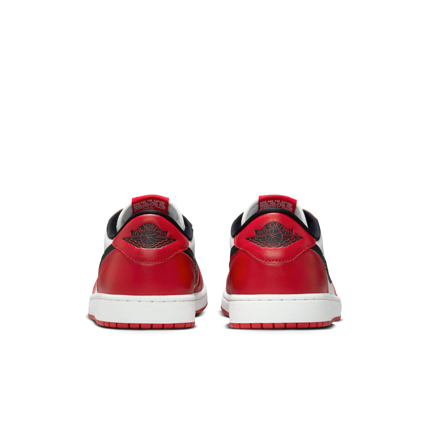 Air Jordan 1 Retro Low OG "Chicago" 2025