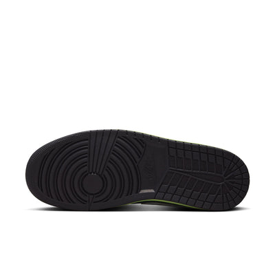 Air Jordan 1 Low SE Oil Grey/White-Cave Stone-Arctic Punch