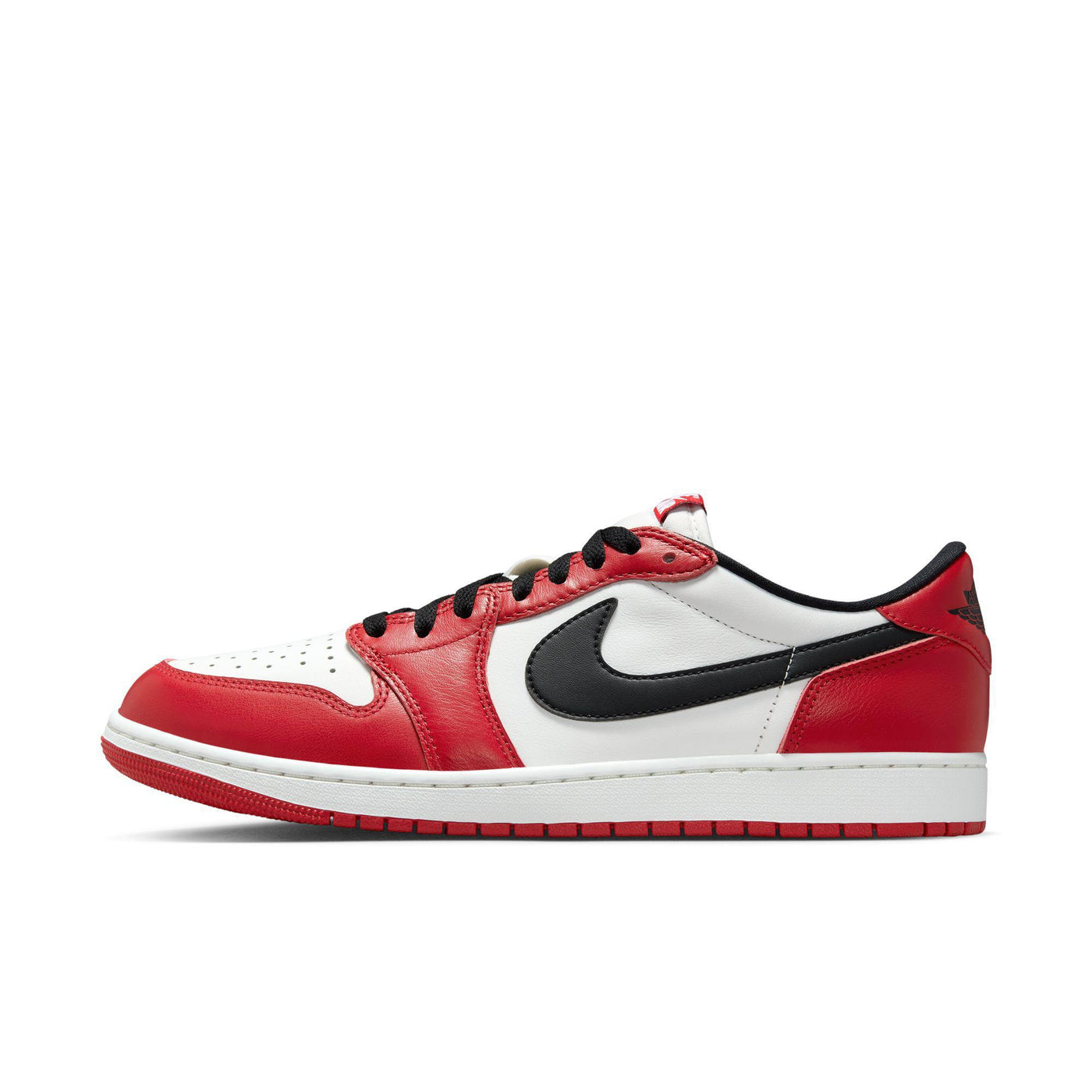 Air Jordan 1 Retro Low OG "Chicago" 2025
