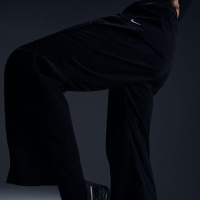Nike Windrunner Women's High-Waisted Woven Open-Hem Pants Black