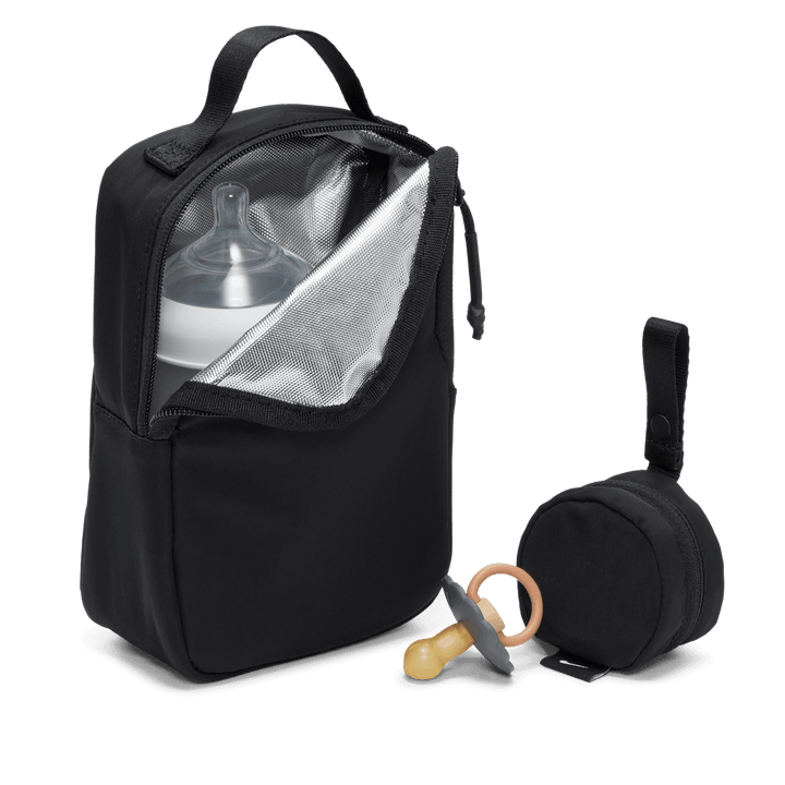 【Nike】Convertible Dipper Bag 25L - Black Amazon.com: Nike (M) Convertible Changing Bag (Maternity