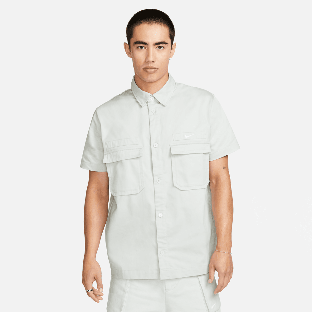 Men's Woven Military Short-Sleeve Button-Down Shirt