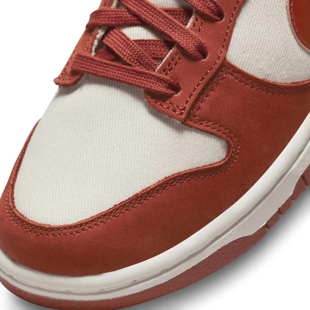 WOMENS NIKE DUNK LOW "RUGGED ORANGE"