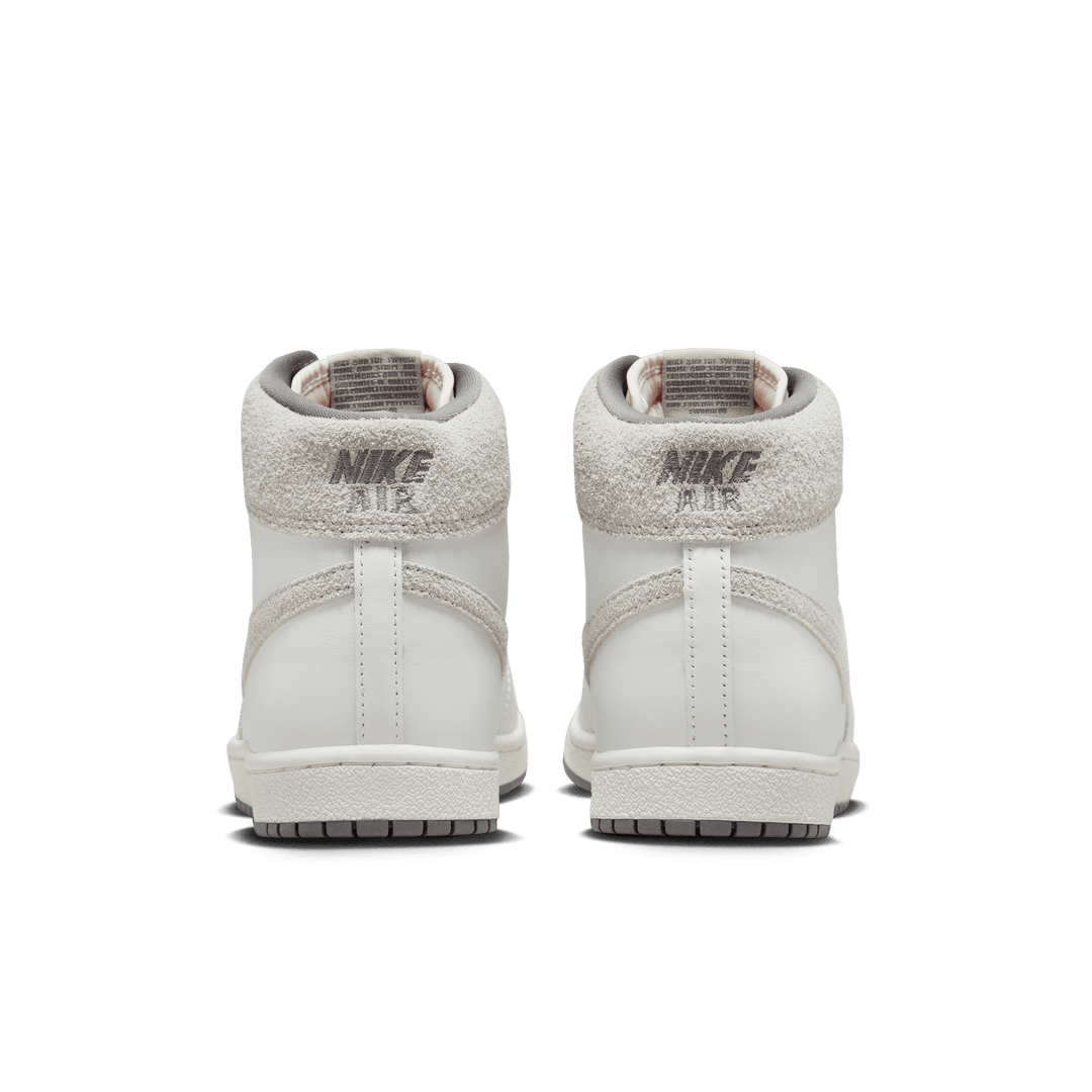 JORDAN AIR SHIP PE SP SUMMIT WHITE/ GUNSMOKE-TECH GREY