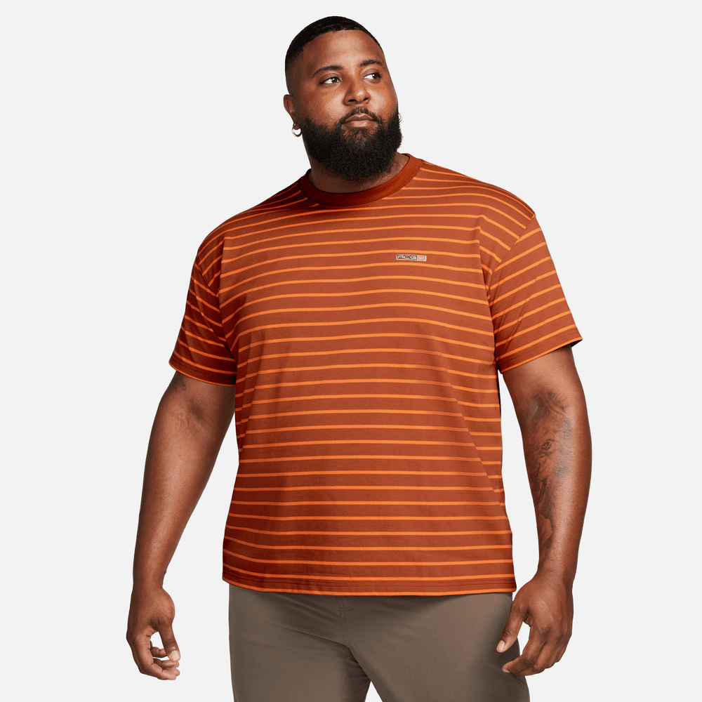 Dark russet nike shirt hotsell