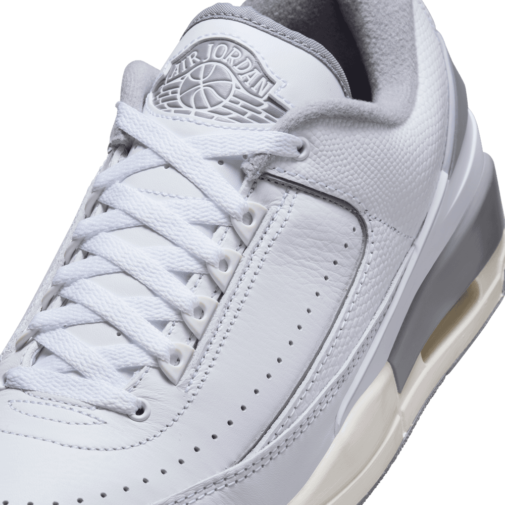 MENS JORDAN 2/3 " WHITE/ CEMENT GREY"