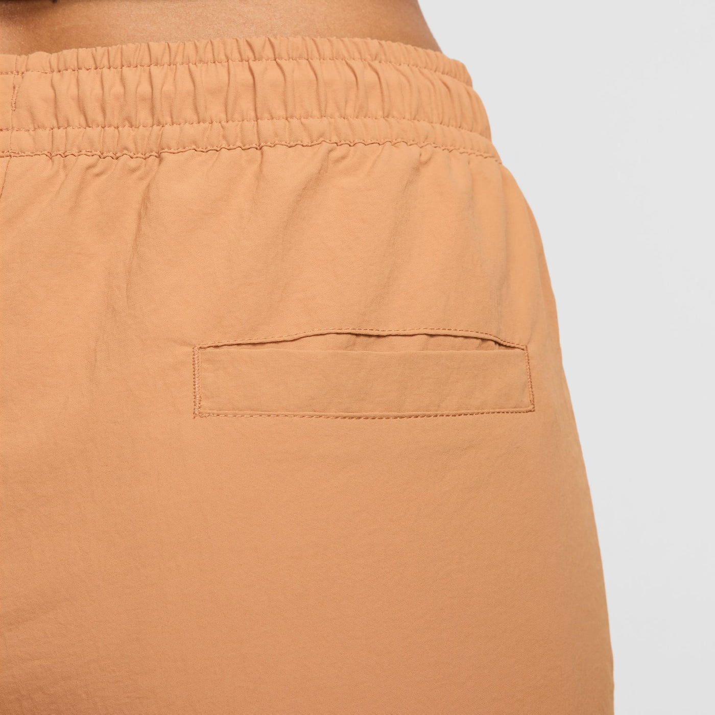 Nike Sportswear Everything Wovens Women's Mid-Rise Open-Hem Pants