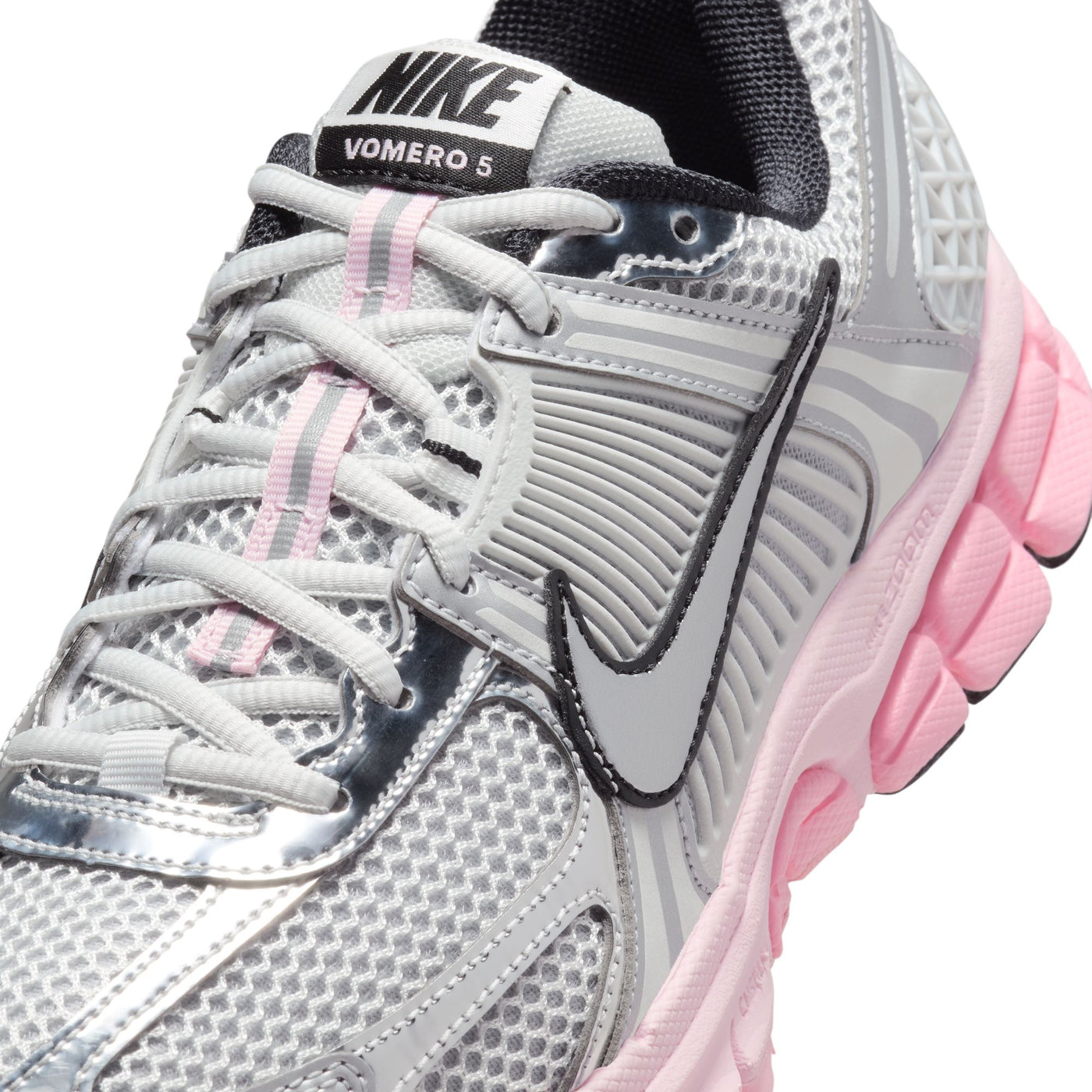 Women's Nike Zoom Vomero 5 - METALLIC SILVER-PINK FOAM