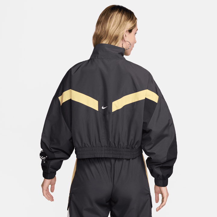 Women's NIke Sportswear Woven Jacket (2 Colors) – Hush Life