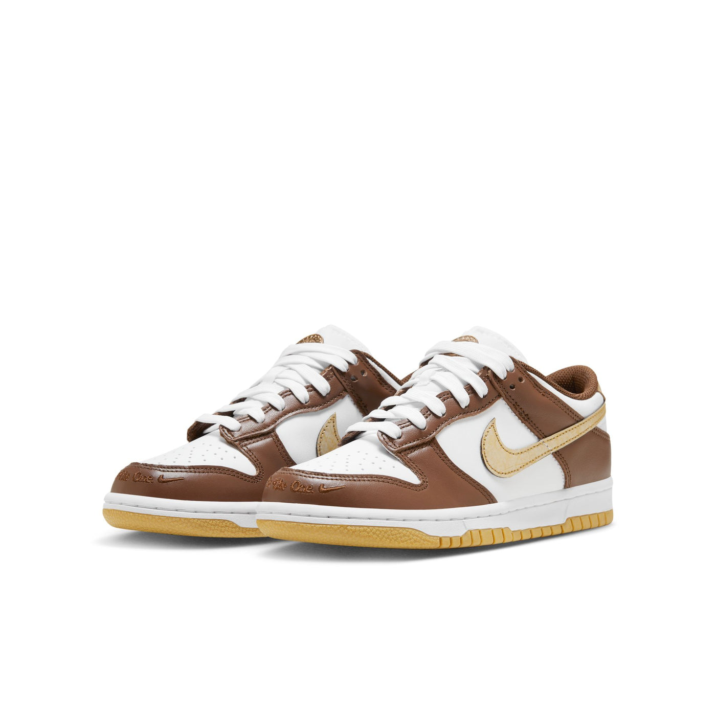 Youth (GS) Nike Dunk Low - WHITE/METALLIC GOLD-WHITE-CACAO WOW