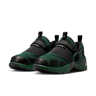 Women's Jordan Trunner LX Fir/White-Reflective Silver-Black