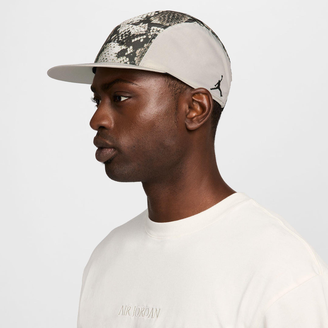 キャップ NIKE JORDAN BRAND SP25 Dri-FIT UNSTRUCTURED CAP Jordan Sport Fly Dri-FIT Unstructured Hat. Nike.com