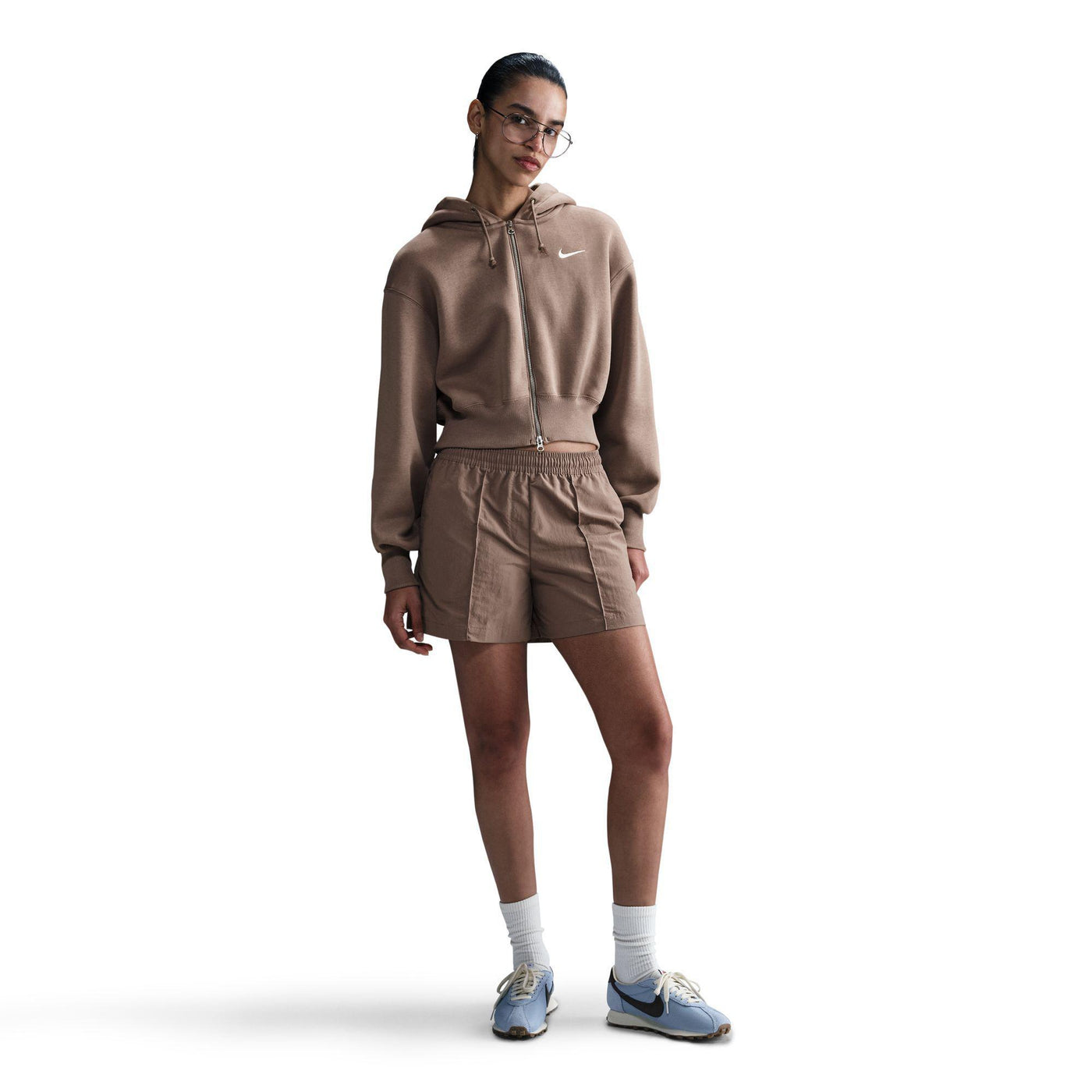Nike Everything Wovens Women's Mid-Rise 5" Shorts Mink Brown