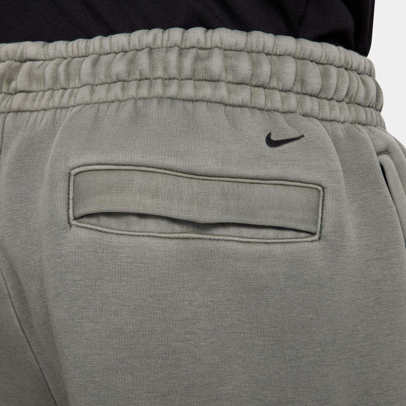 Nike Tech Men's Fleece Shorts Light Army