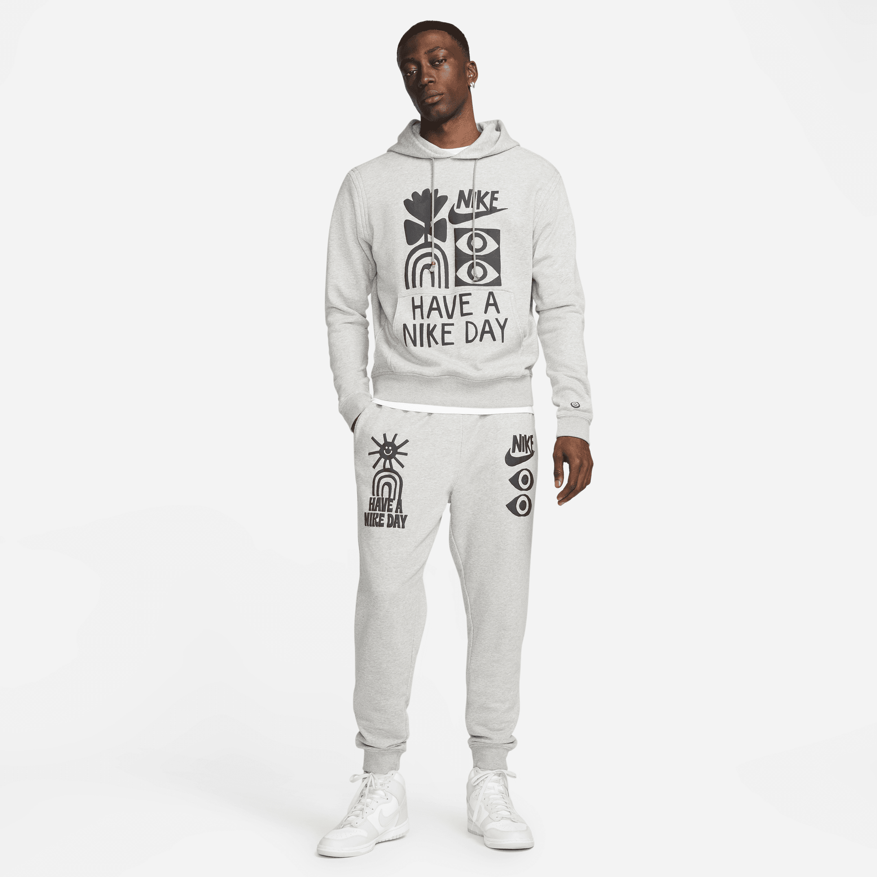 Have a deals nike day tracksuit