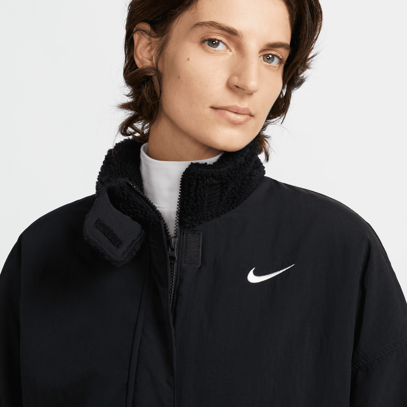 NIKE SPORTSWEAR ESSENTIALS WOVEN FLEECE LINED JACKET