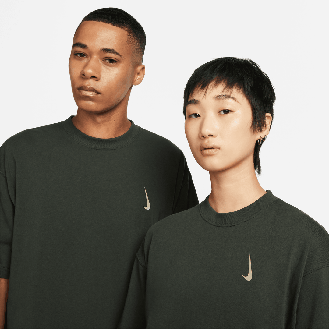 ☆ NIKE x Billie Eilish NRG SS Tee コラボTシャツ ☆ Nike x Billie Eilish SS Tee – Extra Butter